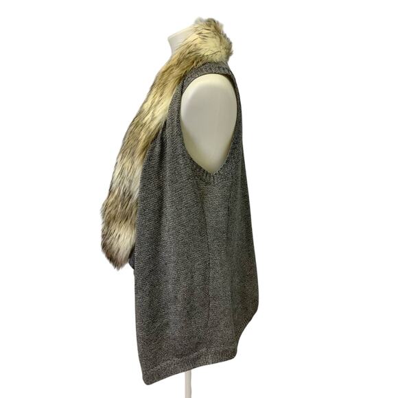 Mod Womens Medium Super Soft Faux Fur Sleeveless Open Cardigan Sweater Top - Picture 2 of 5